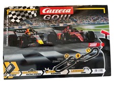 Carrera GO!!! Formel 1 Rennbahn Set 6.9m Slotcar Autorennbahn Mehrfarbig