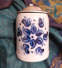 Bayerischer Bierkrug mit Zinndeckel Steingut