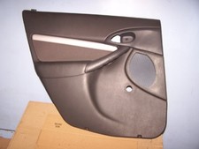 Türverkleidung hinten links