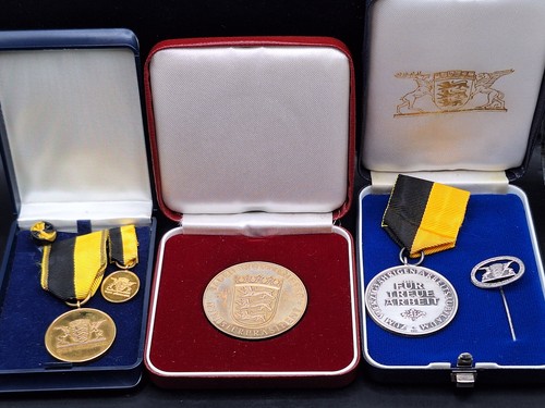 Orden medaille nachlass - 3x,