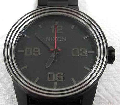 Nixon corporal - nixon,