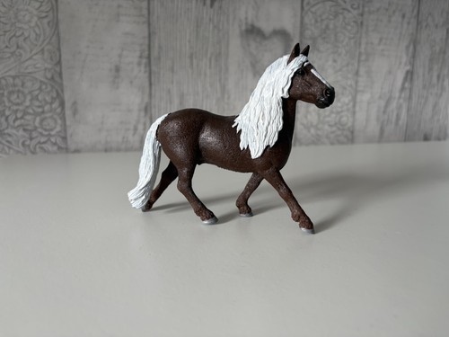 Schleich schwarzwaldstute - schleich,