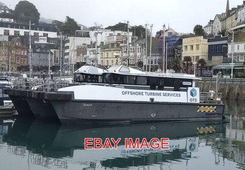 Foto trimaran cardinal - p,