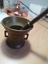 NEIT VERWINI IARK ANNO 1590, Apotheker Mörser mit Stößel, Messing