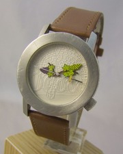 Seltene Armbanduhr von Akteo Winzer Weinbau Weinlaub ***