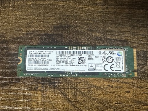 Health samsung pm981 - 96%,