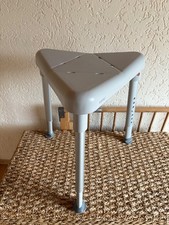 Duschhocker Eckvariante beige höhenverstellbar Belastbar 130-287 kg