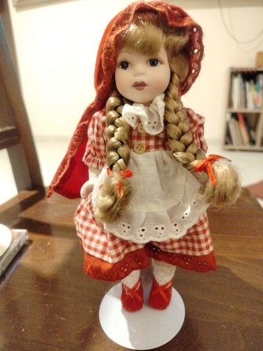 Rotkäppchen puppe porzellan - puppe,