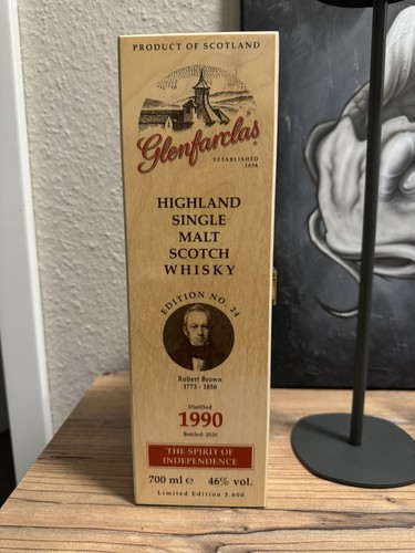 Glenfarclas 1990 famous scots - famous,