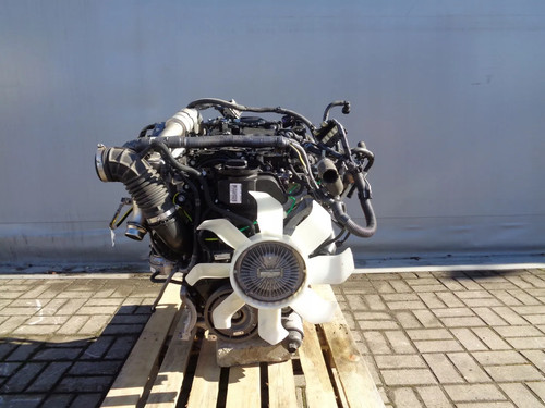 Motor nissan navara - motor,