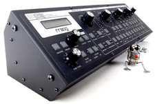 MOOG Slim Phatty Analog Synthesizer Desktop +Fast Neuwertig +OVP + 1,5J Garantie