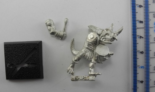 Saurus temple guard musiker - saurus,