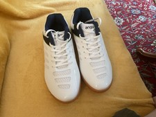 Turnschuhe von Andro für