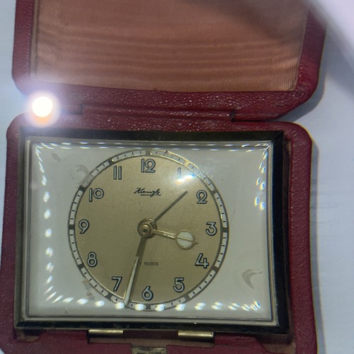 Alter mechanischer reisewecker - mechanischer,