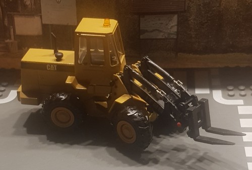 Conrad caterpillar cat - conrad, 1/50