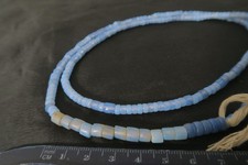 alte Glasperlen blau IB33