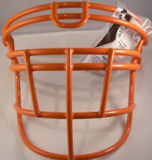 Schutt, Facemask