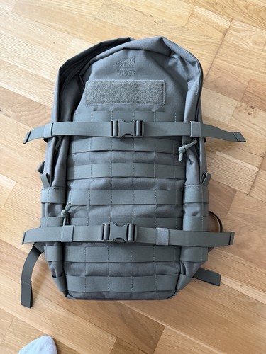 Tasmanian tiger essential - essential, pack
