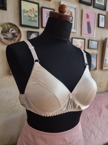 Seidensatin b 42 - b,