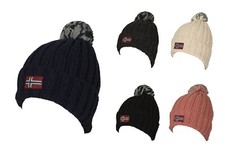 Mütze mit Revers und Bommel