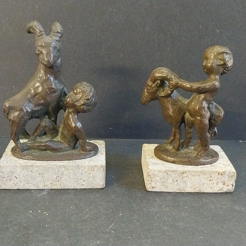 Kleine bronzen auf sockel - kleine,