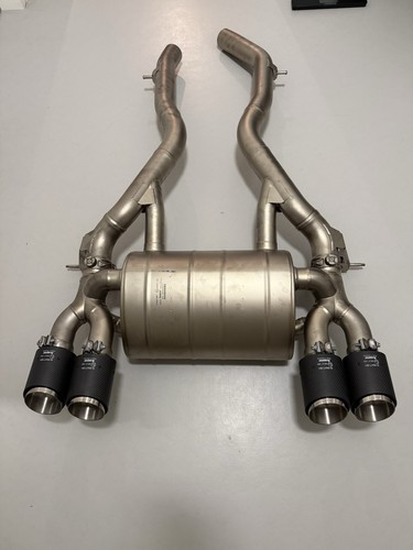 Akrapovik bmw f80 - m3,