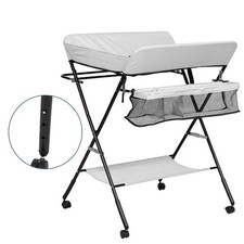 Baby Wickeltisch Wickeln