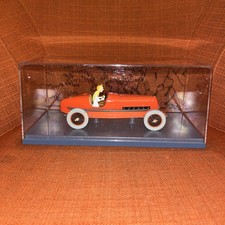 TINTIN & SNOWY sport race red