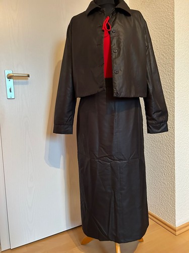 Schwarzes kostüm mit blazer - kostüm,