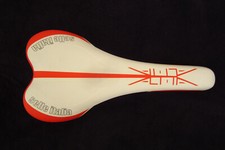 Selle Italia X1 Sedlo Sattel cremeweiss/rot Rennrad NEU