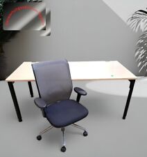 Steelcase + Vitra 2-teiliger  Arbeitsplatz 1x Schreibtisch 1xDrehstuhl ap0005