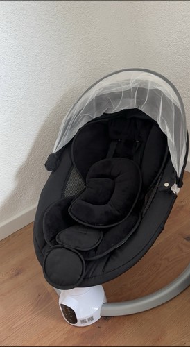 Babywippe schwarz - in,