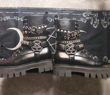 Killstar Boots mit Nieten und