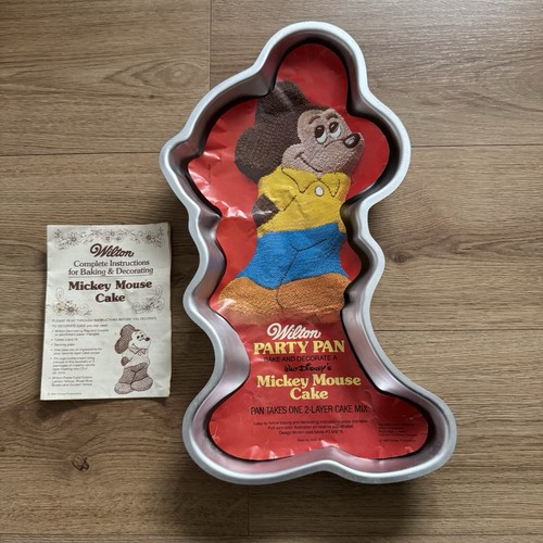 Vintage wilton mickey mouse - vintage,