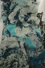 Schal BROADWAY blau-weiß große Blumen Rand Camouflage ca. 184 x 93 cm