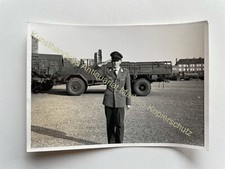 orig. Foto Soldat Bundeswehr Auto Fahrzeug
