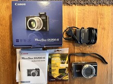 Canon PowerShot SX200 is / 12 MP / 12-fach opt. Zoom