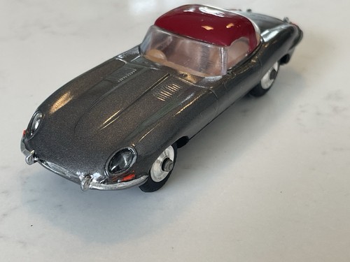 Corgi 307 type jaguar - 307, e