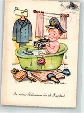 39893963 - sign. Hanitzsch Kind mit Kapitaensmuetze in der Badewanne Humor