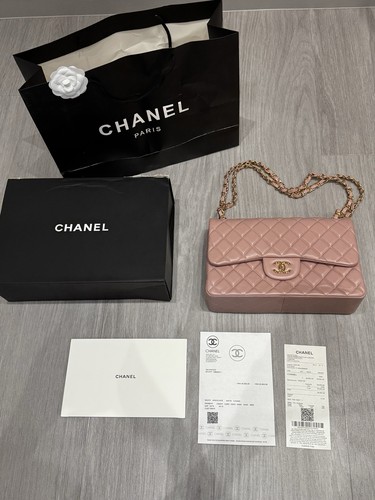 Chanel classic flap bag - classic,