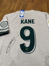 —Signiert—  FC Bayern