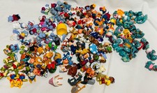 100+ Ü-Ei Figuren - meist aus