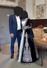 Hennakleid, Bindalli, dunkelblaue/weiß/silberne Bestickung, Größe 36/38