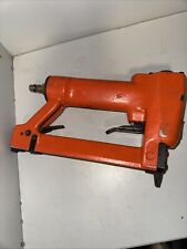 Druckluft Tacker Nikema Modell 216 Type 40-16 Max Press 100 PSI 7ATM ITALY