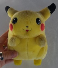Pikachu Elektronisches Plüschtier Nintendo 1998 funktionierend mit Nummer
