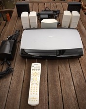 BOSE Lifestyle AV18 •