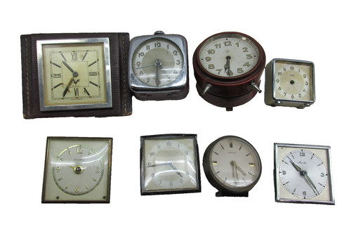 Vintage mechanischer wecker - vintage,