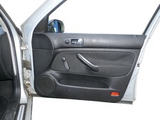 1x Golf 4 Bora Türverkleidung