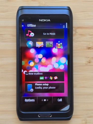 Nokia 16gb dark - e7,