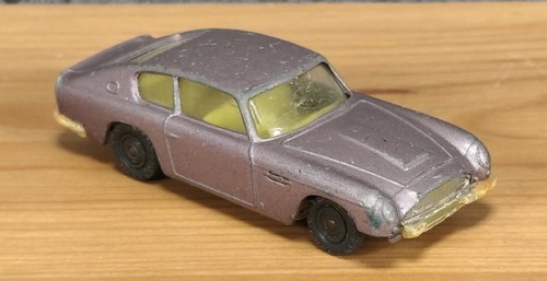 Husky aston martin - aston, db6
